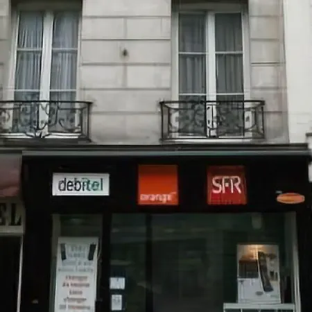 Hotel Sully *